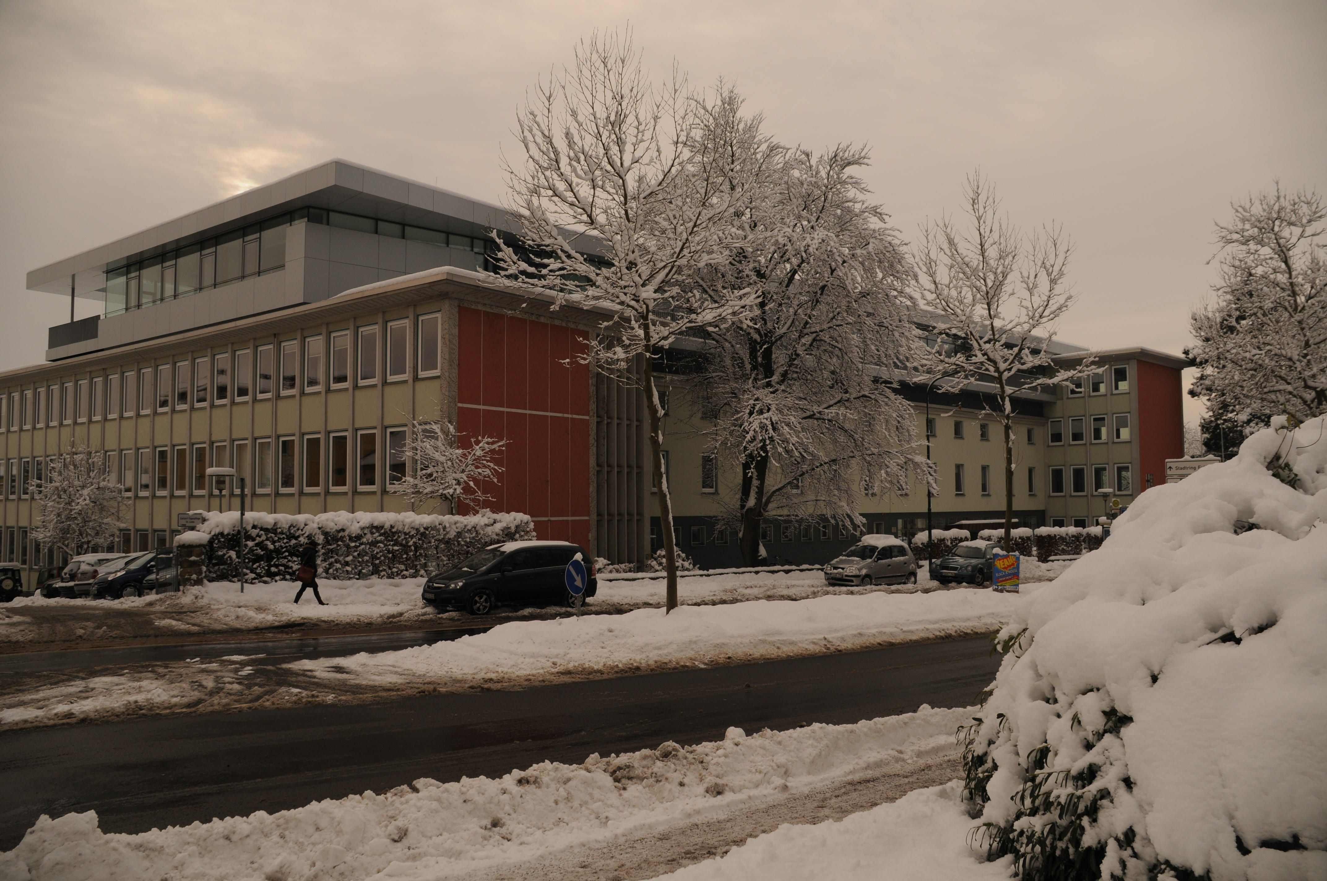 2010-Schulgebäude-04